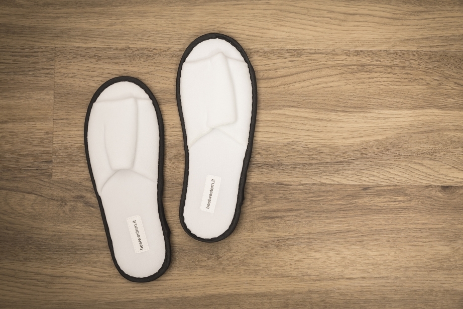 Slippers in the rooms of BW Plus Park Hotel Pordenone